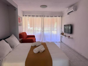 Estudio con mejor posición en Playa Las Vistas